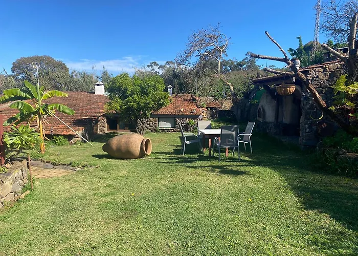 Rural House To Take A Break, La Serreria 25 - Private Garden